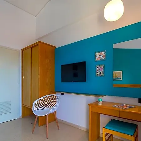 Elite Corfu - Adults Friendly